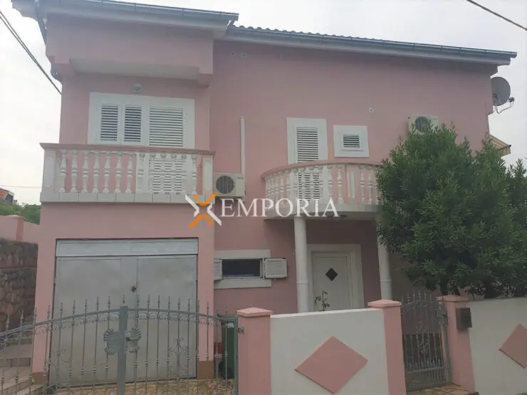 Haus H490 – Jasenice, Maslenica