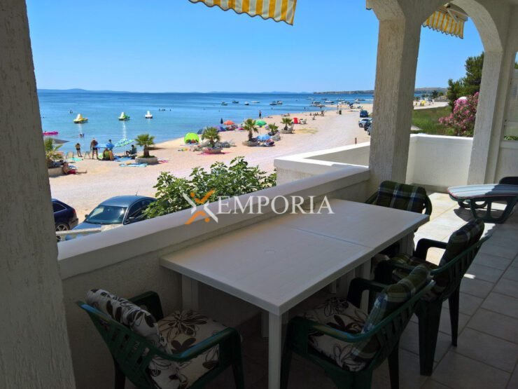 Apartment A764 – Vir