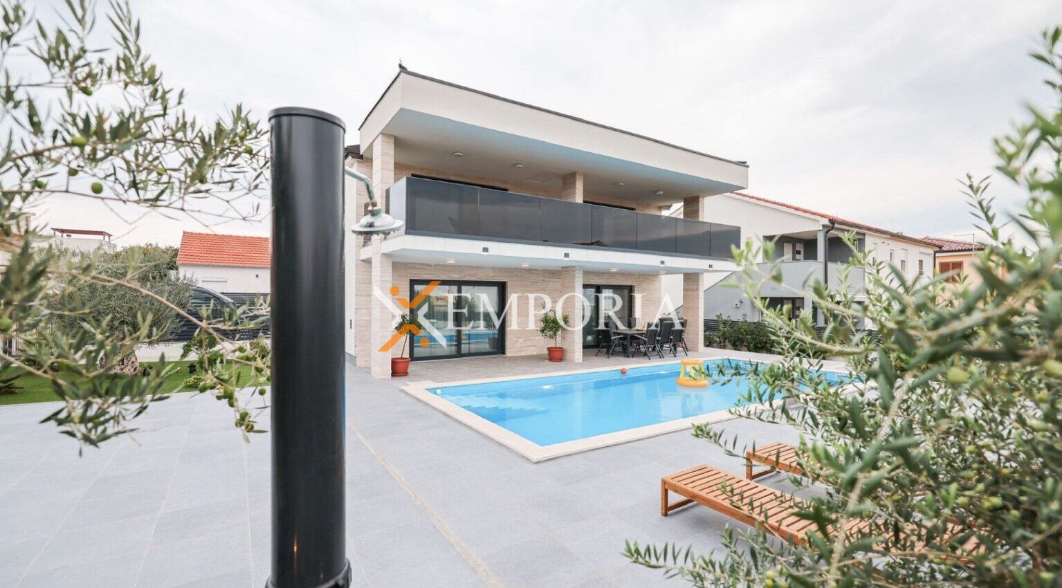 Haus H552 – Vir