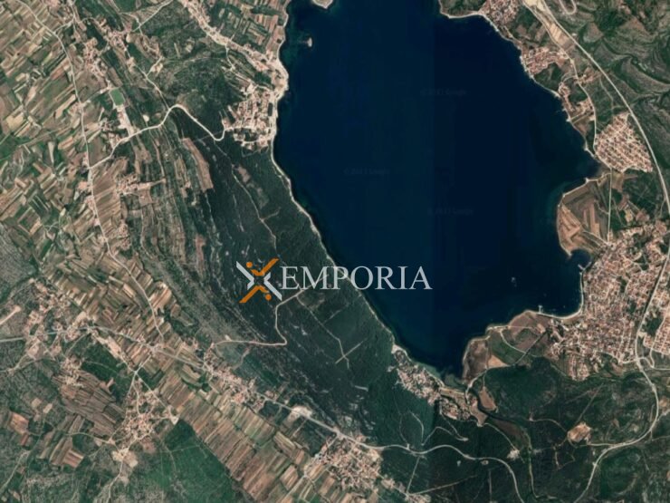Grundstück L376 – Novigrad, Pridraga