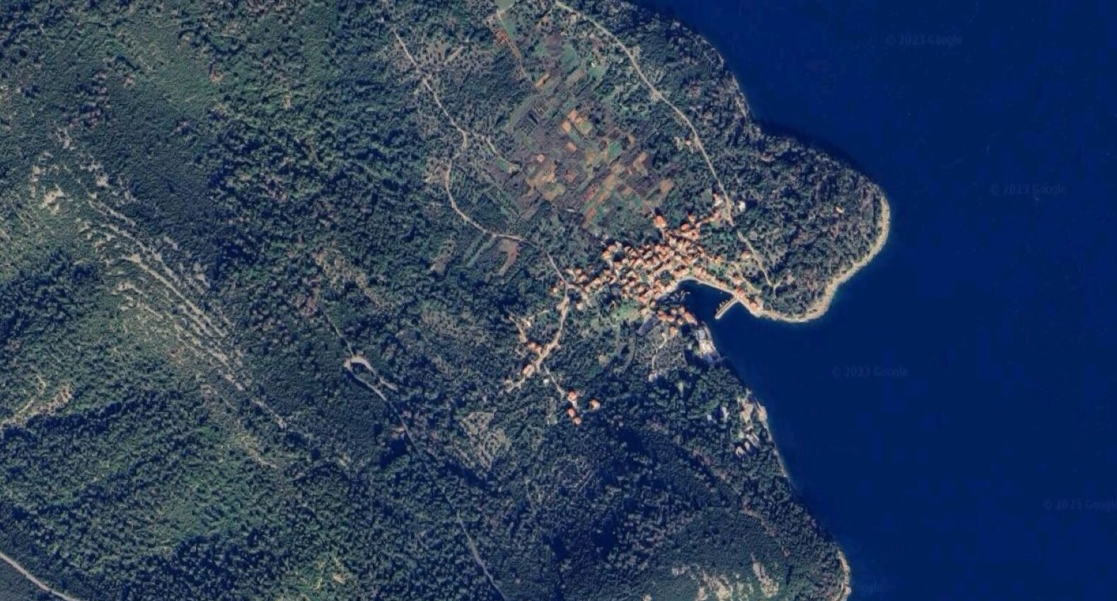 Grundstück L393 – Insel Dugi otok, Božava