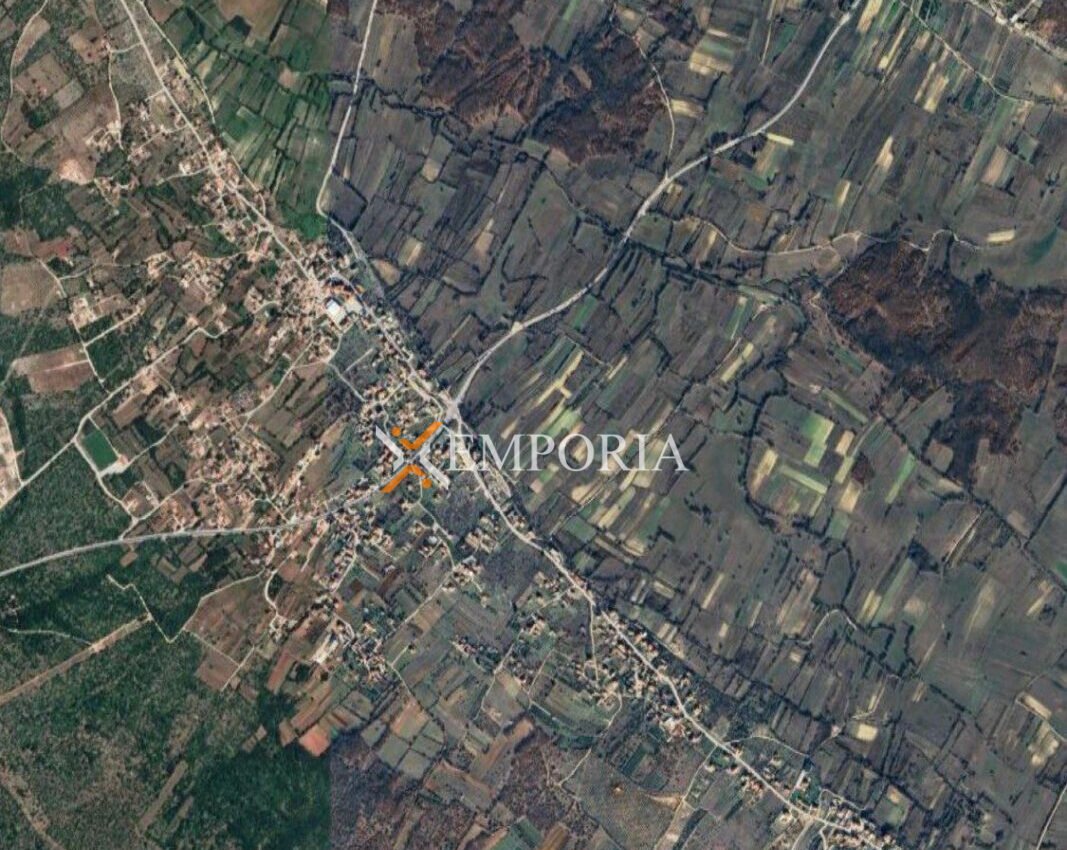 Grundstück L415 – Poličnik