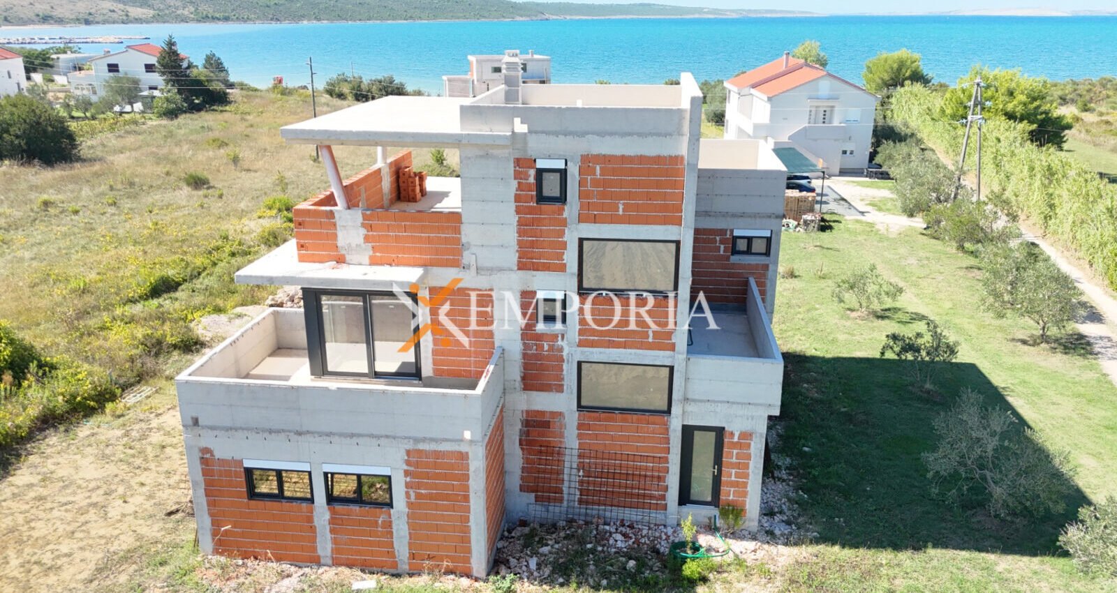 Haus H628 – Ražanac, Ljubač