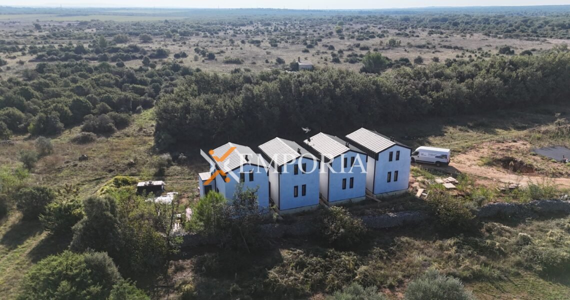 Haus H632 – Nin, Zaton