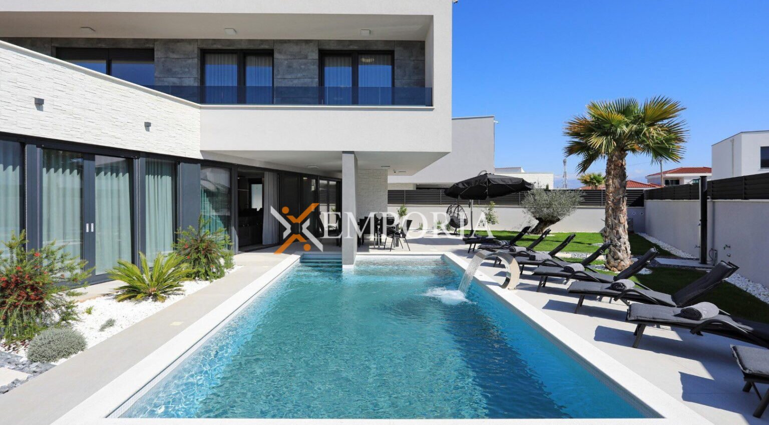 Haus H644 – Nin, Zaton