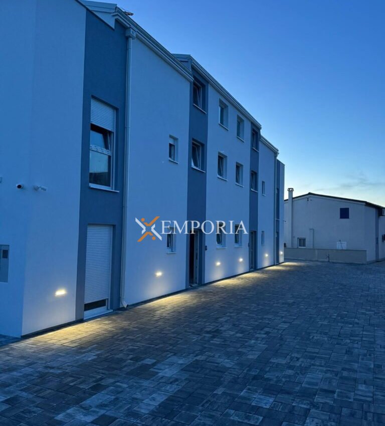 Apartment A1456 – Vir