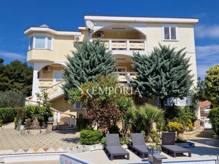 Apartment A1492 – Vir
