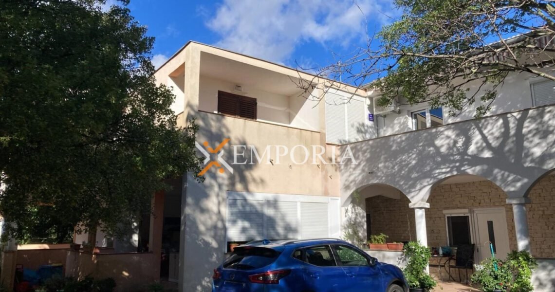 Haus H679 – Starigrad, Tribanj