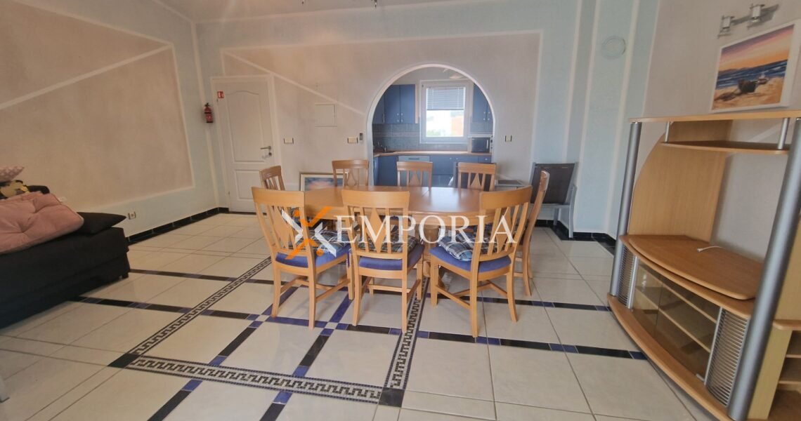 Apartment A1495 – Vir