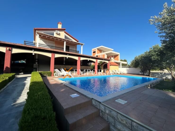 Haus H686 – Zadar, Sinjoretovo