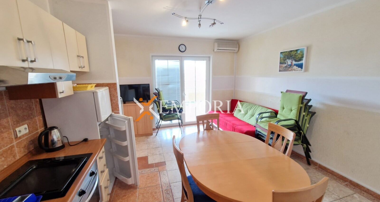 Apartment A1493 – Vir