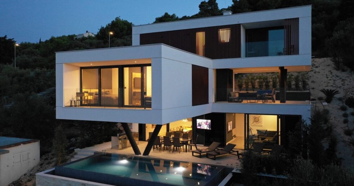 VILLA TRINITY – 2. REIHE ZUM MEER, KALI