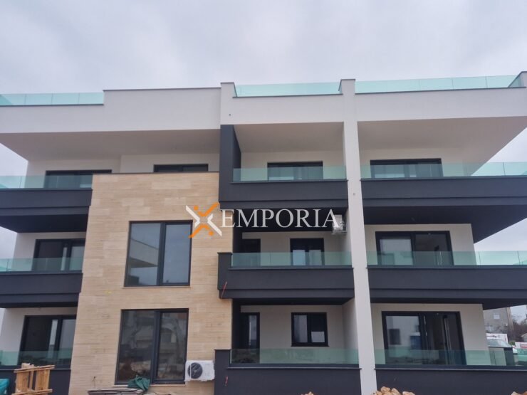 Wohnung F1330 – Zadar, Crvene kuće