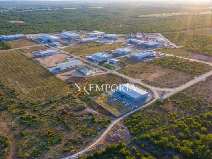 Grundstück L566 – Poličnik