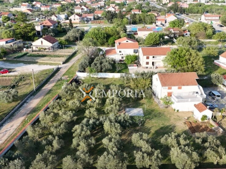 Grundstück L588 – Poličnik, Murvica