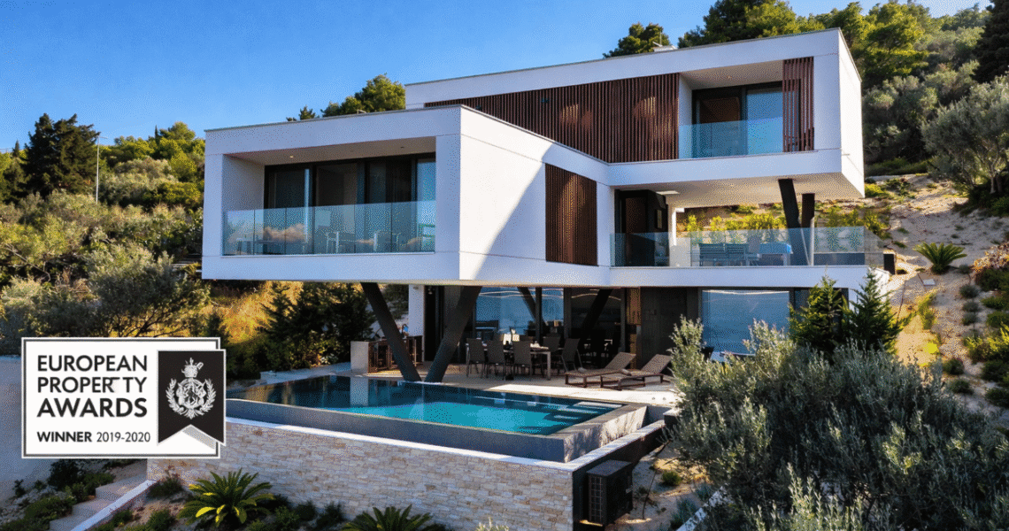 VILLA TRINITY – 2. REIHE ZUM MEER, KALI