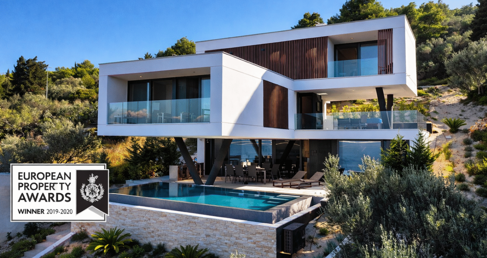 VILLA TRINITY – 2. REIHE ZUM MEER, KALI VILLA TRINITY – 2. REIHE ZUM MEER, KALI