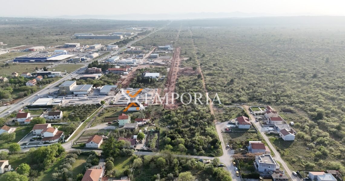 Grundstück L588 – Poličnik, Murvica