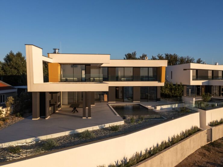 Villa Aurelia – Luxuriöse Villa direkt am Meer in Privlaka