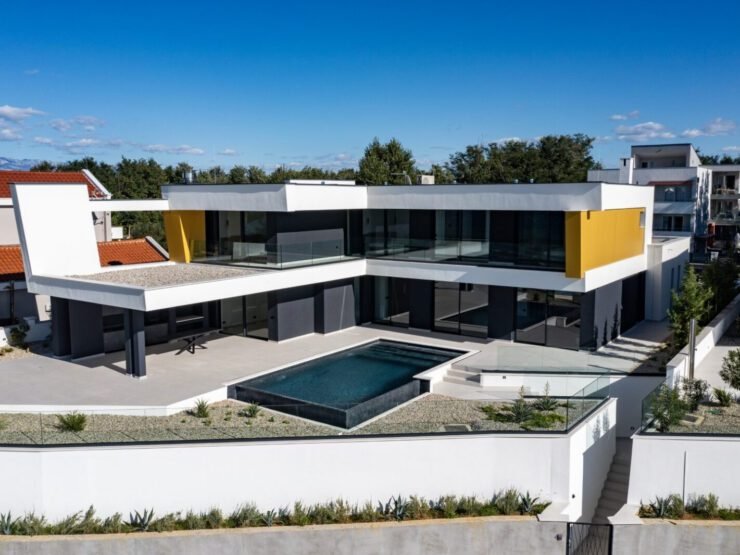 Villa Aurelia – Golden Sunset Villas, Direkt am Strand in Privlaka