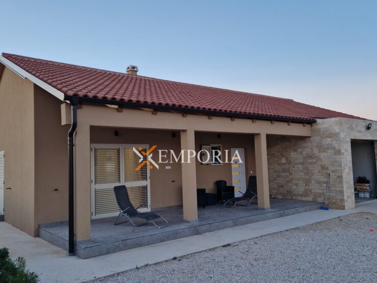 Haus H786 – Zadar-okolica, Murvica