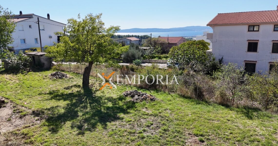 Grundstück L618 – Zadar, Ploče
